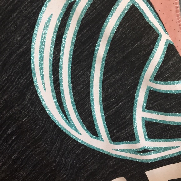 Volleyball tee - Picture 4 of 4